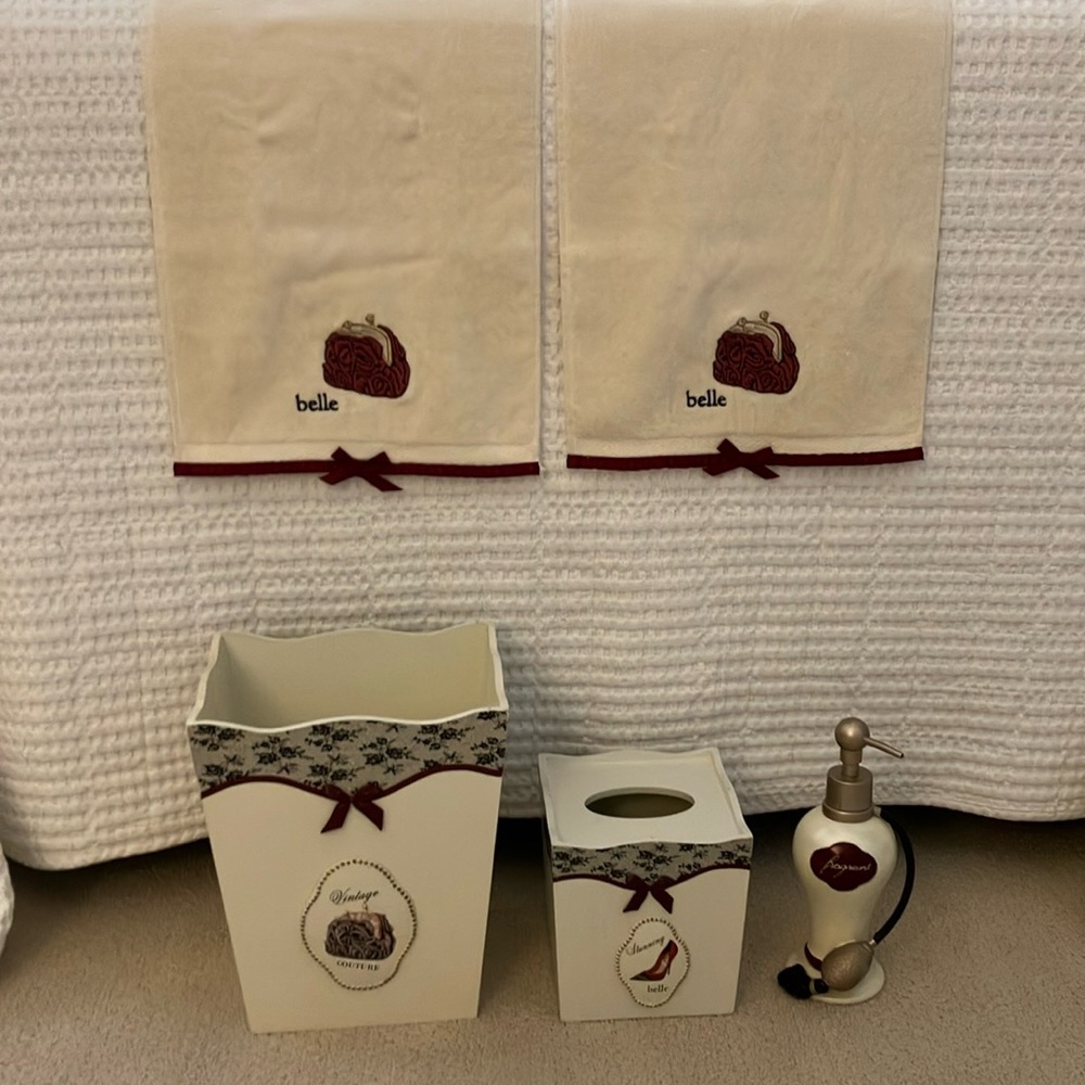 Couture themed bathroom accessories by Avanti.